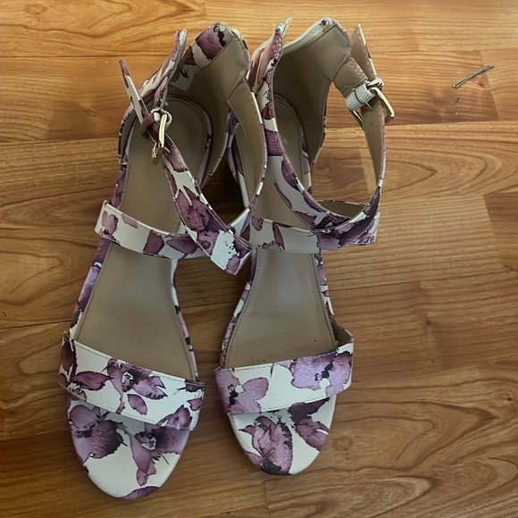 Purple and White Florabl Heeled Sandals - Picture 2 of 3